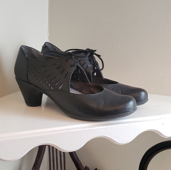 Anesha black shoes - Picture 2 of 8